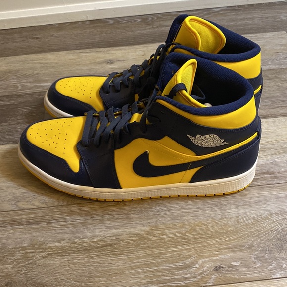 Air Jordan 1 Navy Blue Yellow - Picture 5 of 6